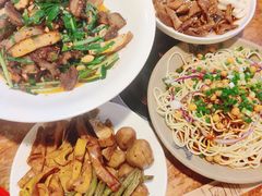 -老鼎万春卤菜(五代传承创始老店)