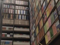 -钟书阁(群光广场店)