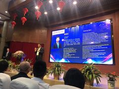 -上海市民办金苹果学校