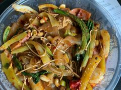 -拿渡麻辣香锅(世茂广场·工三店)