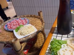 -山悦里 山野·鲜火锅(罗斯福广场店)