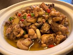-几个木匠匠人厨房