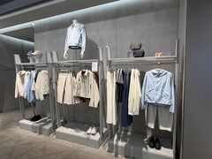 -迪桑特DESCENTE(青岛山东路万象城店)