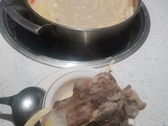 -三人行骨头王火锅(长寿店)