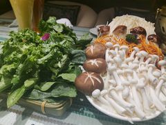 -慢丽江·云南野生菌土鸡锅(付家庄店)