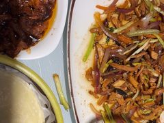 -山里俏·地标皖南菜·屯溪臭鳜鱼(北城万达店)