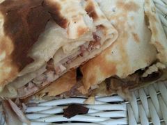 qqqqq-宝光熏肉鞋底火烧(新街口店)