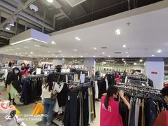 -唯品会(北京国瑞城店)