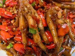-笨豆腐居民楼菜馆•江西小炒(天津开发区店)