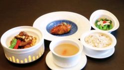 -英芬国际月子中心(岛屿度假月子·洲至奢选香岚店)