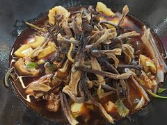 -人民公社铁锅炖·东北菜(卫国道店)