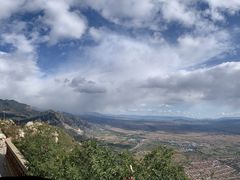 -鸡鸣山旅游风景区