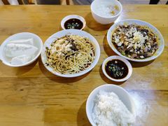 -赵姐猪耳朵饭店
