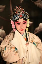 -华韵京剧摄影(洋桥角门东店)