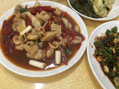 -茅屋大酒店