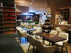 -钟书阁(群光广场店)