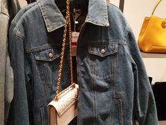 -URBAN REVIVO(西安Momopark店)