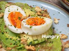 牛油果煮蛋吐司-RAC BAR(安福路店)