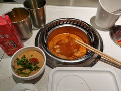 -龍歌自助小火锅(市南金茂湾店)