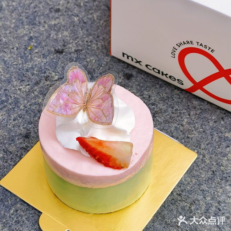 美心的新品小蛋糕跟春天也太适配了吧💕