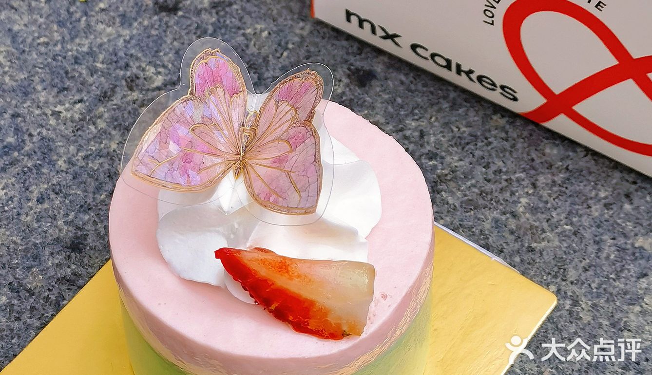 美心的新品小蛋糕跟春天也太适配了吧💕