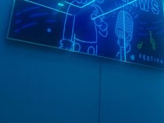 -唯爱KTV聚会餐厅(仙林东城汇店)