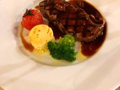 铁扒黑牛西冷配牛肝菌-马克西姆餐厅(崇文门店)