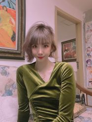 -BULB STUDIO 巴柏明星发型工作室