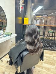 -奈川烫染Salon