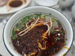 -伊穆祥牛肉面总店·清真