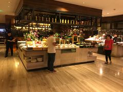 自助取餐区-OPEN開全日自助餐厅·牛肉火锅·海鲜(佛山希尔顿酒店)