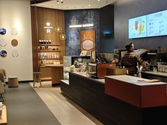 -星巴克臻选(惠州华贸天地1楼店)