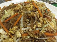 -大富蚝乌东哥饭店·石锅鱼杂·柠檬鸭(革新路店)