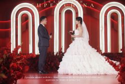 -禕·愫白婚纱商店