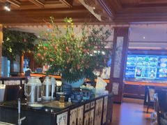 -八府香鸭·啫啫煲(华山路店)