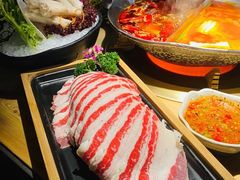 -湊湊火锅·茶憩(杭州湖滨银泰in77店)