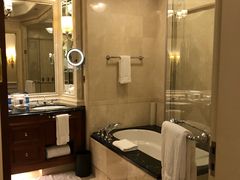 -广州富力丽思卡尔顿酒店