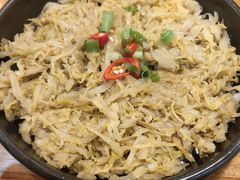 -合易泓烤肉·海肠捞饭(火车站店)