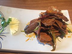 -云海肴·汽锅鸡·云南菜(天山百盛优客店)