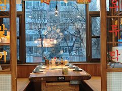 -明洞阿姨·韩式酱蟹烤肉·创意料理(三元桥店)