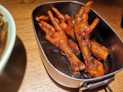 弄堂里的卤鸡爪-弄堂里·寻味杭州(湖滨银泰in77C区店)
