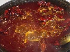 -旧街市鲜货老火锅(大光路店)