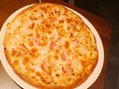 培根鸡肉双拼披萨-萨莉亚意式餐厅(杭州滨江天街店)