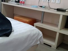 -西安煤研宾馆(万达广场李家村地铁站店)