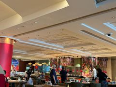 -咖啡苑自助餐厅·中国大饭店
