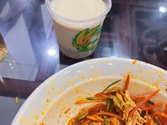 -牛一嘴·兰州牛肉面·大盘鸡(财富中心店)