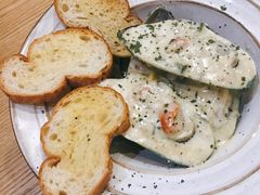 椰奶烩青口贝-HELLO 27 意面·沙拉·帕尼尼