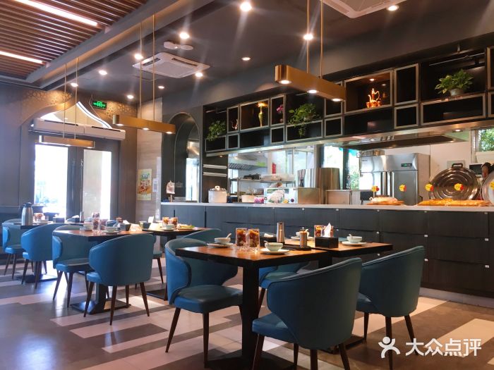 品回味清真西北楼(宁波首店)大堂图片