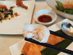 笋尖鲜虾饺-御宝轩(益丰·外滩源店)