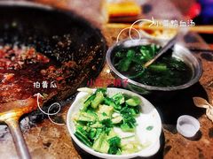 -胜景山庄柴火鸡